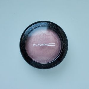 M.A.C Cosmetics Mineralize Blush in "Modest Blush"